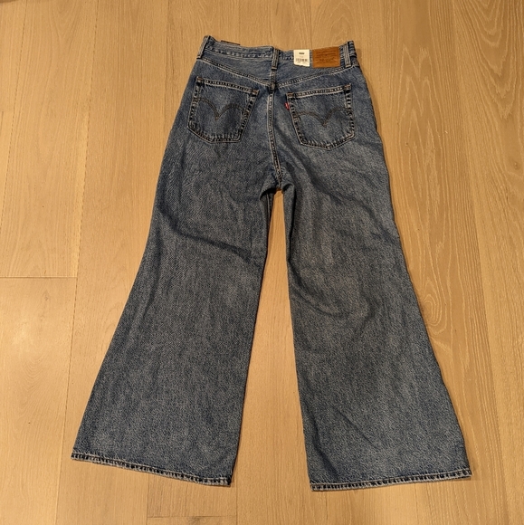 Women's Blue Jeans High Loose Flare - Picture 7 of 9